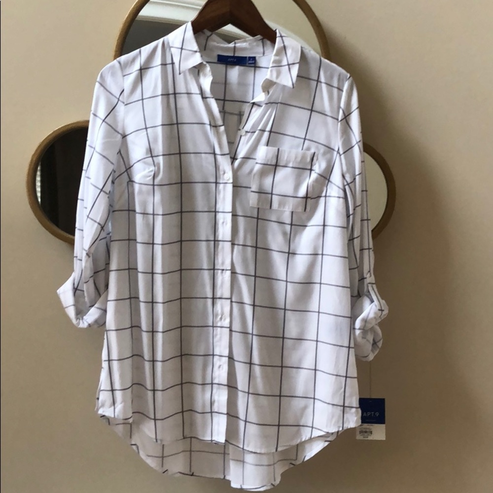 Apt 9 Long Sleeve White with gray stripe